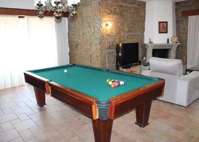 The Oak's Wolf-country House 4*