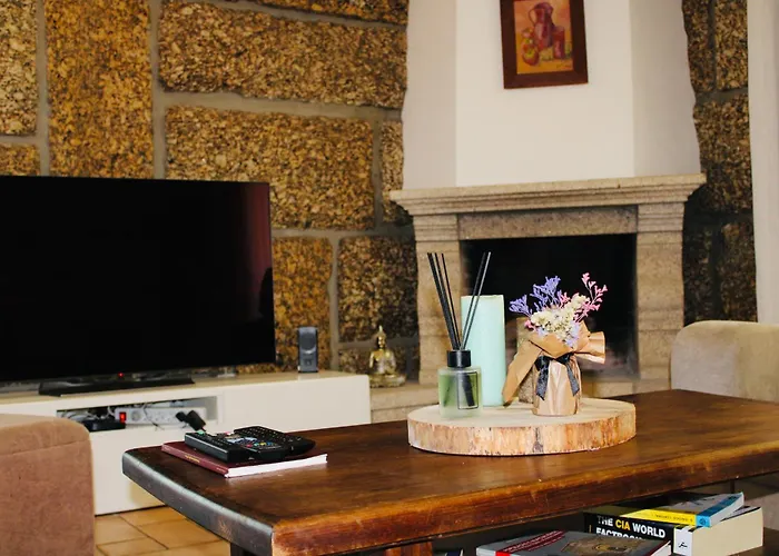 Gasthuis The Oak's Wolf-country House