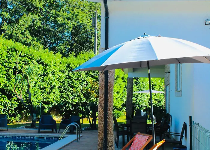 The Oak's Wolf-country House Gasthuis