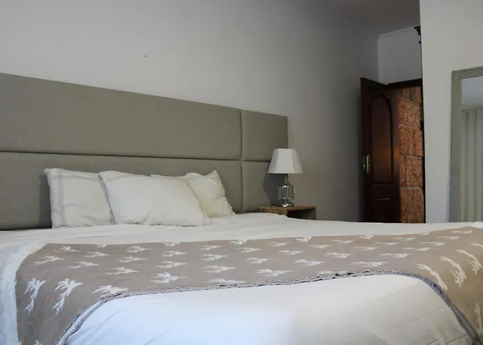 The Oak's Wolf-country House