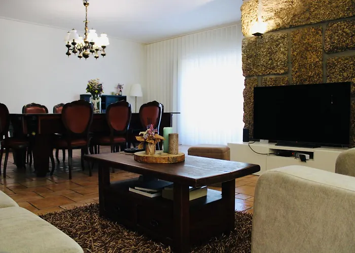 The Oak's Wolf-country House Gasthuis