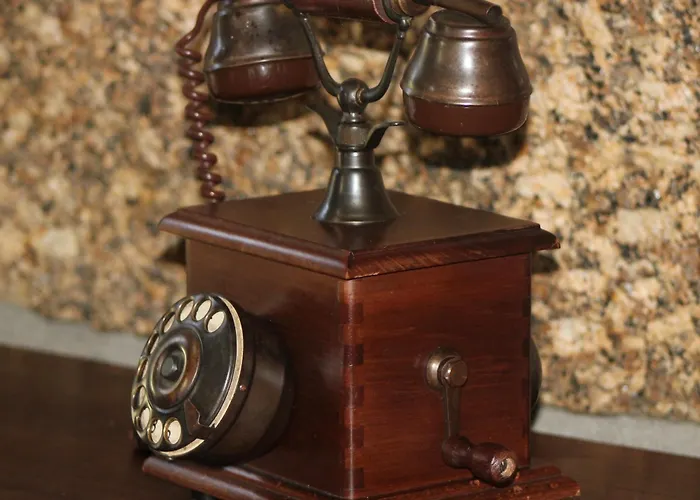 The Oak's Wolf-country House Fafe